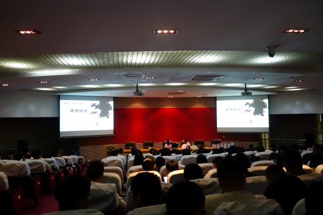 DSC02397 (Custom).JPG DSC02397 (Custom).JPG